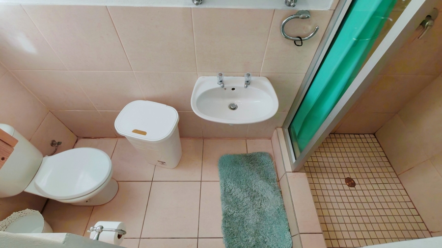 5 Bedroom Property for Sale in Twee Kuilen Western Cape